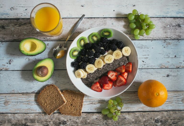 The Role of Nutrition in Mental Health: Feeding the Mind 